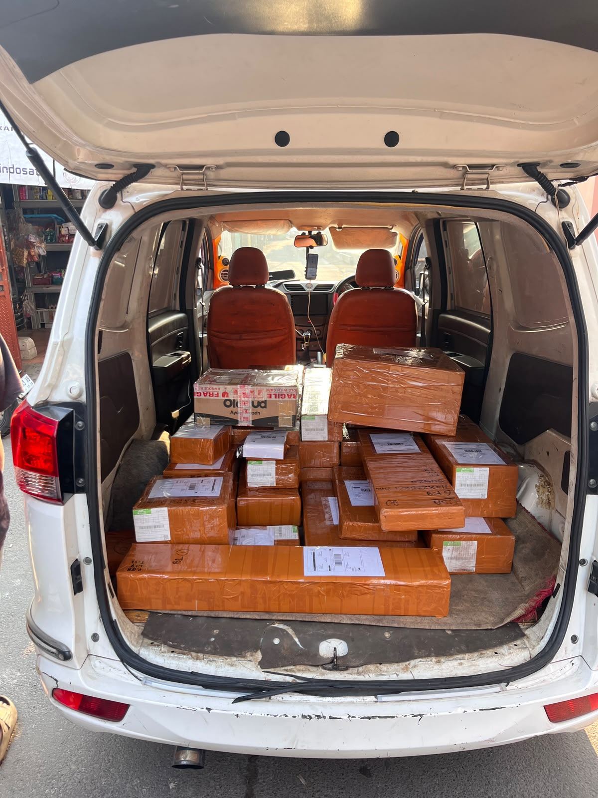 Door-to-Door Air Cargo — Fully managed end to end